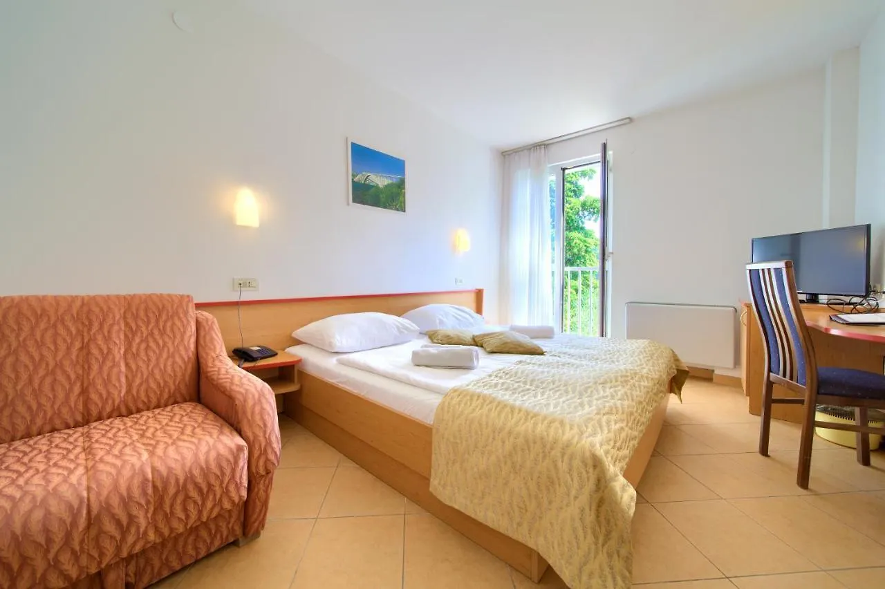 Villa Lovorka - Hotel Resort Drazica Krk Town Croatia
