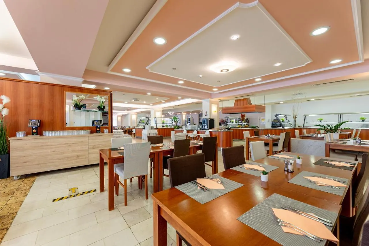 Villa Lovorka - Hotel Resort Drazica Krk Town