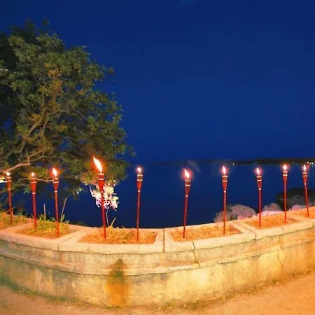 Villa Lovorka - Hotel Resort Drazica Krk Town